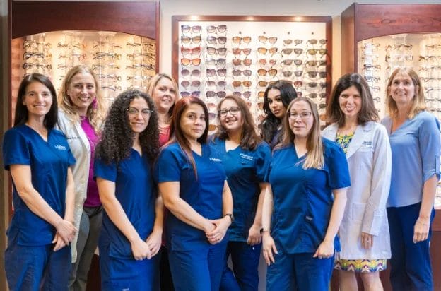 Staff with doctors (4)